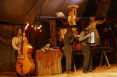 parfum d est 221 * 3504 x 2336 * (4.71MB)